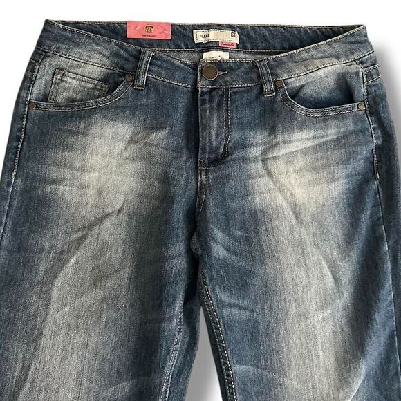 Route 66 Jeans Women's Size 12 Blue Flare Curvy Fit Low Rise Flap Pocket… - Picture 2 of 13